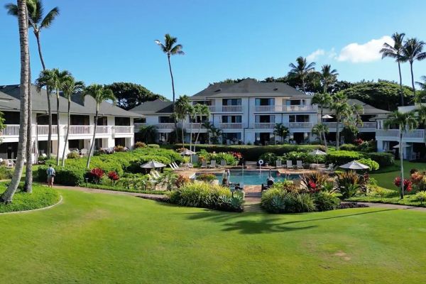 Poipu Kapili Pool and Grounds